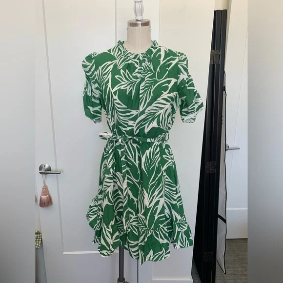 thml green dress THML Serenity V Neck Dress- Green – Hand In Pocket main image 1